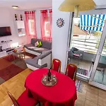 With A Parking Space - 13347 * Сплит