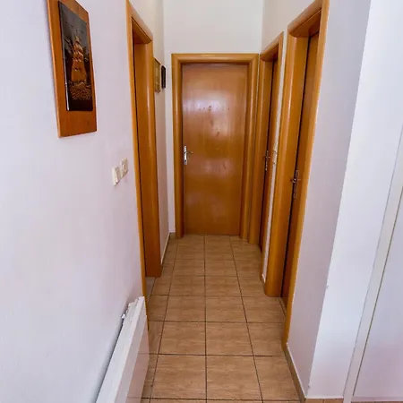 شقة With A Parking Space - 13347